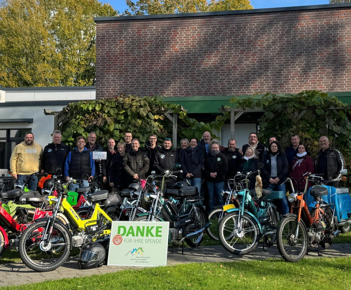 Moped-Stammtisch besucht das Hospiz